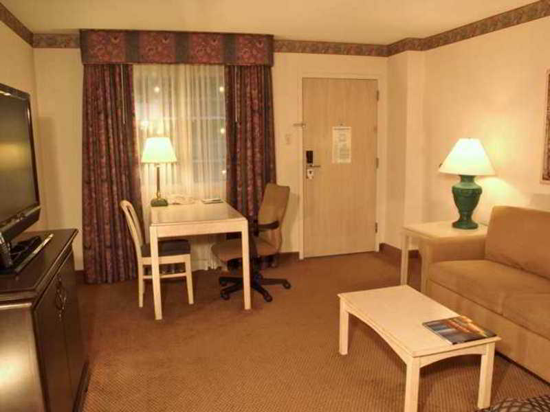 Embassy Suites By Hilton Houston Near The Galleria Pokój zdjęcie
